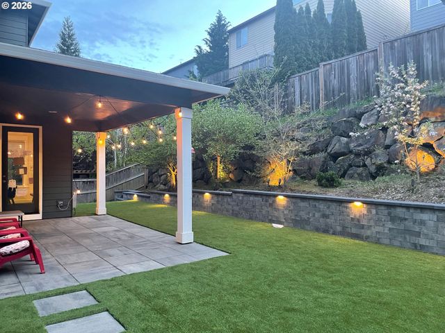 15185 Sw SUMMERVIEW Dr, Tigard, OR 97224