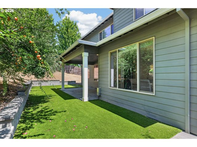15185 Sw SUMMERVIEW Dr, Tigard, OR 97224