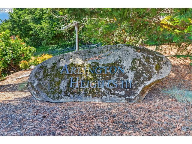 15185 Sw SUMMERVIEW Dr, Tigard, OR 97224