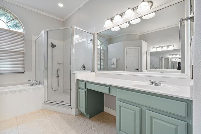 5713 OAK LAKE TRAIL, Oviedo, FL 32765