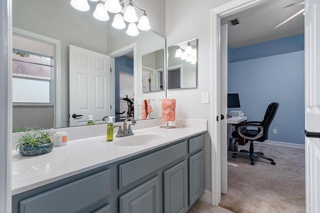 5713 OAK LAKE TRAIL, Oviedo, FL 32765