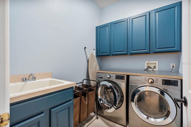 5713 OAK LAKE TRAIL, Oviedo, FL 32765