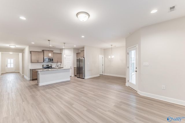 106 Elaina Grey Court, New Market, AL 35761