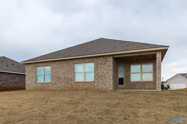 106 Elaina Grey Court, New Market, AL 35761