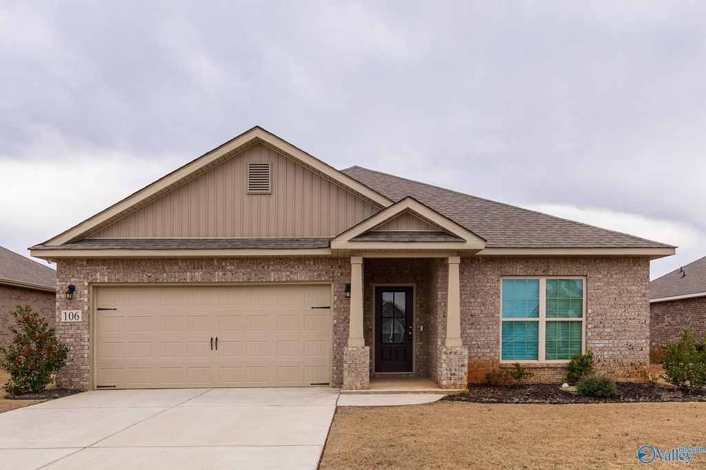 106 Elaina Grey Court, New Market, AL 35761