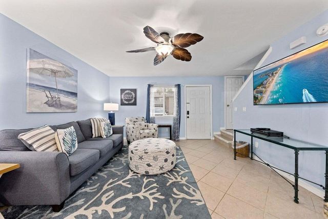 103 W Leslie Lane, Panama City Beach, FL 32407