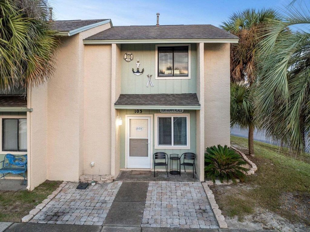 103 W Leslie Lane, Panama City Beach, FL 32407