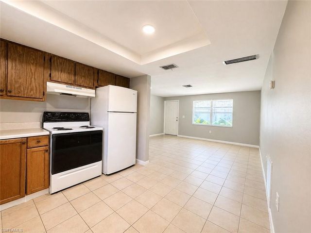 5461 11th AVE, Fort Myers, FL 33907