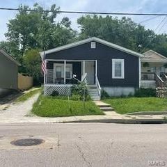 765 S Main Street, St Clair, MO 63077