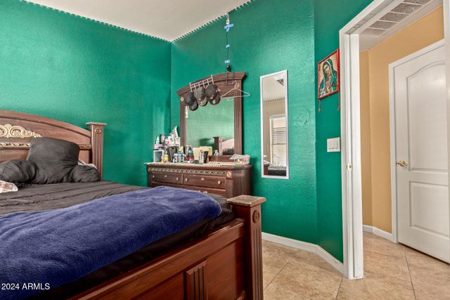 16101 W LATHAM Street, Goodyear, AZ 85338