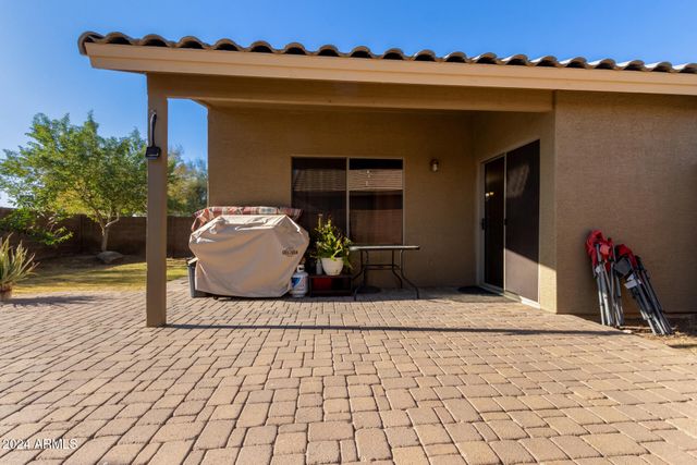 16101 W LATHAM Street, Goodyear, AZ 85338