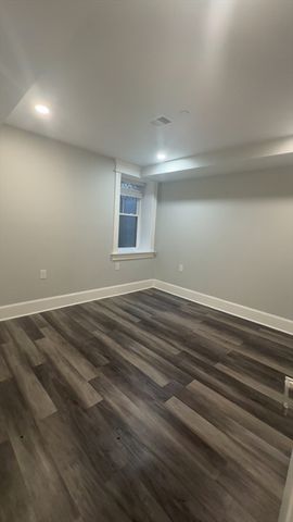 209 Green St 1, Cambridge, MA 02139