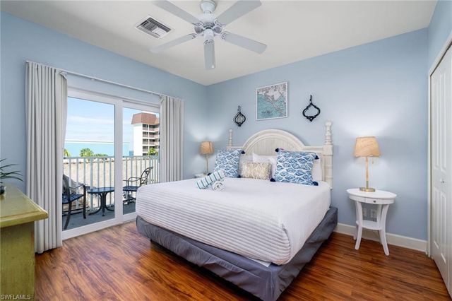 450 Old San Carlos BLVD 303, Fort Myers Beach, FL 33931