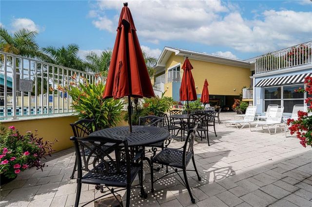 450 Old San Carlos BLVD 303, Fort Myers Beach, FL 33931