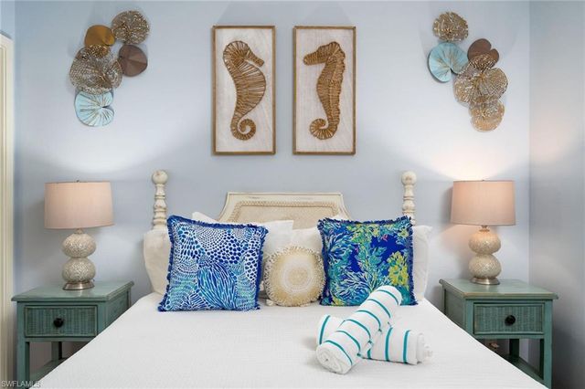 450 Old San Carlos BLVD 303, Fort Myers Beach, FL 33931