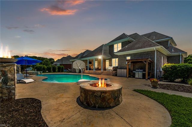 1848 Rein LN, Virginia Beach, VA 23456