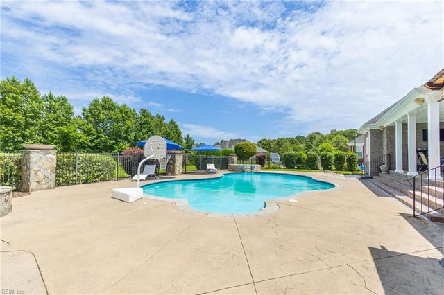 1848 Rein LN, Virginia Beach, VA 23456