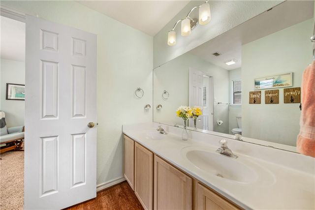 4442 Lake Superior Dr, Corpus Christi, TX 78413