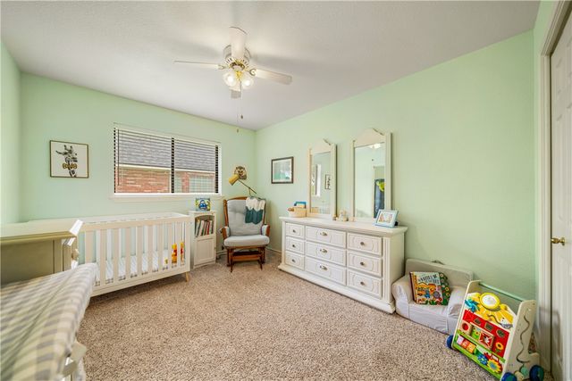 4442 Lake Superior Dr, Corpus Christi, TX 78413