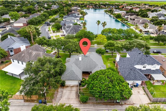 4442 Lake Superior Dr, Corpus Christi, TX 78413