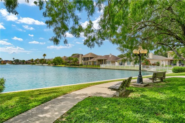 4442 Lake Superior Dr, Corpus Christi, TX 78413