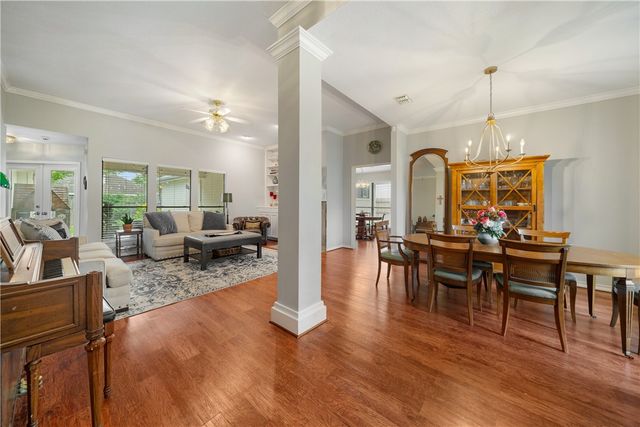 4442 Lake Superior Dr, Corpus Christi, TX 78413