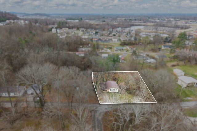 939 Watauga Rd, Cookeville, TN 38506