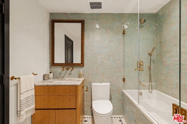 8856 Appian Way, Los Angeles, CA 90046