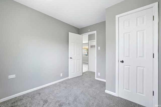 1186 Braeburn Drive, New Haven, IN 46774