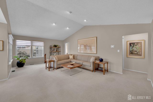 57 Yorkshire Drive D, Monroe, NJ 08831