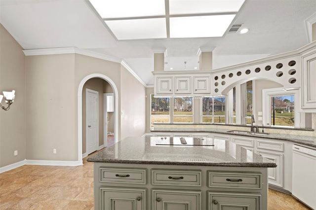 299 Wedgewood Drive, Montgomery, TX 77356