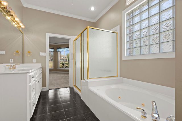 299 Wedgewood Drive, Montgomery, TX 77356