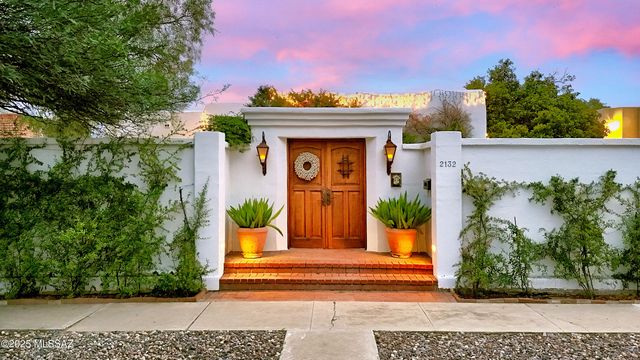 2132 E Mabel Street, Tucson, AZ 85719