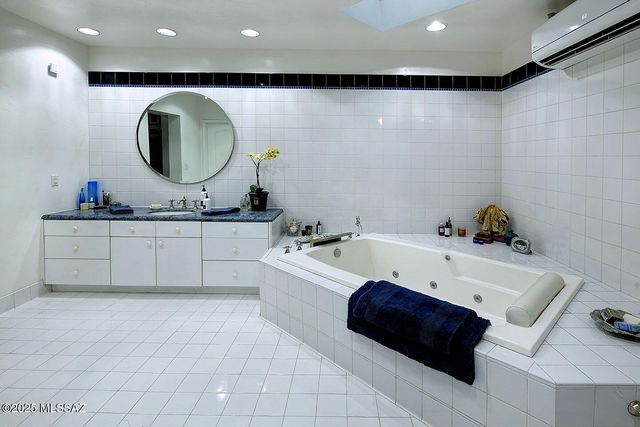 2132 E Mabel Street, Tucson, AZ 85719