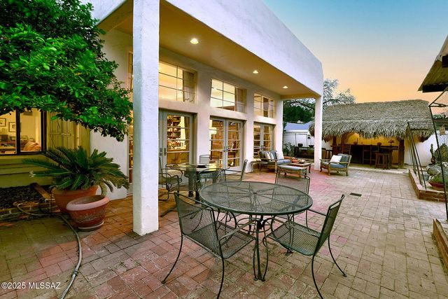 2132 E Mabel Street, Tucson, AZ 85719