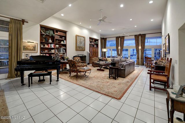 2132 E Mabel Street, Tucson, AZ 85719