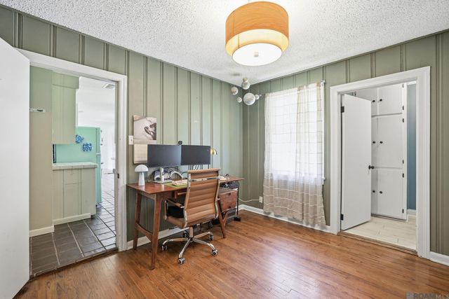 10018 Mollylea Dr, Baton Rouge, LA 70815