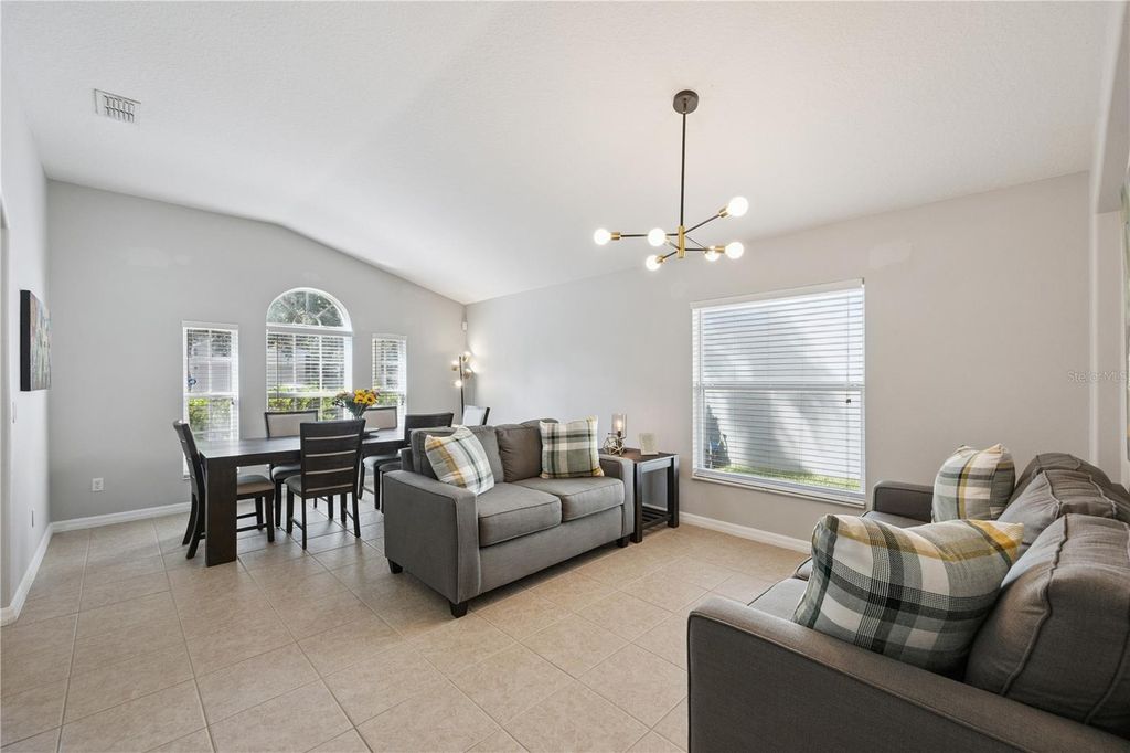 Image 5 of property listing at 11625 GREAT COMMISSION WAY, Orlando, FL 32832