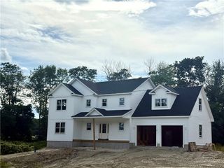 2 Upper Farm Way, Johnston, RI 02919