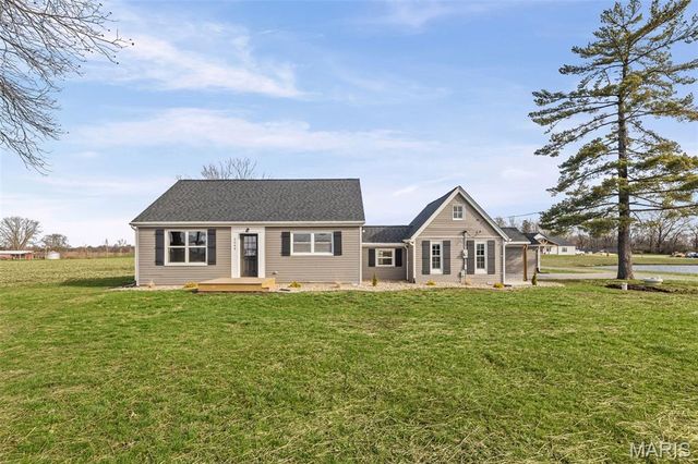 2049 Park Road, Belleville, IL 62220