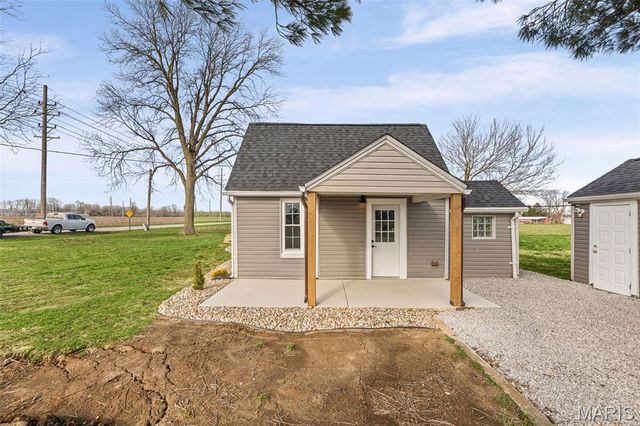 2049 Park Road, Belleville, IL 62220
