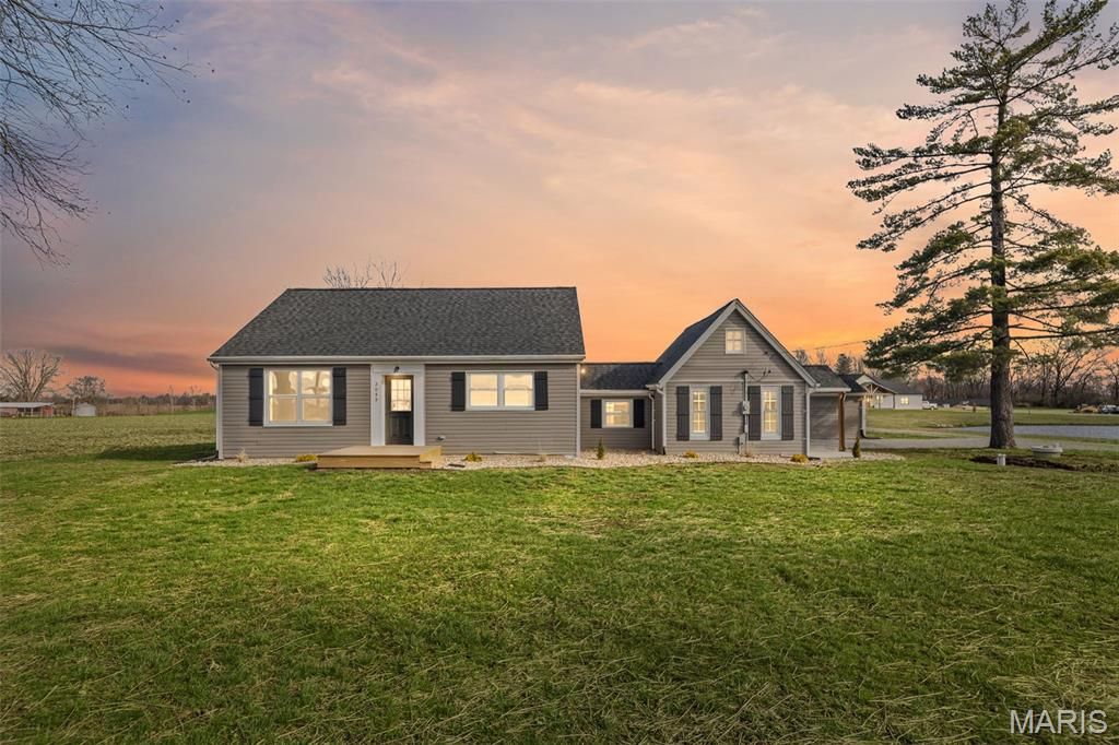 2049 Park Road, Belleville, IL 62220