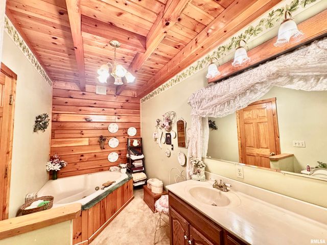 9596 Fox Hunters Road, Coello, IL 62812