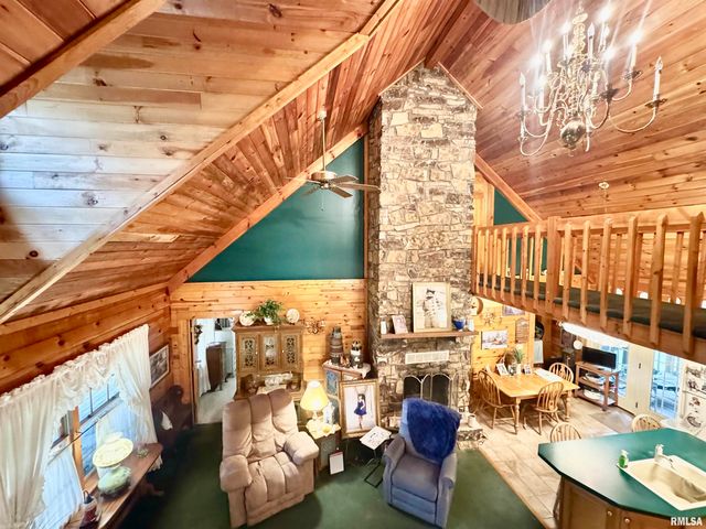 9596 Fox Hunters Road, Coello, IL 62812