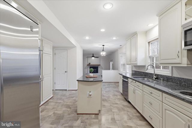 6249 GHADBAN CT, Warrenton, VA 20187