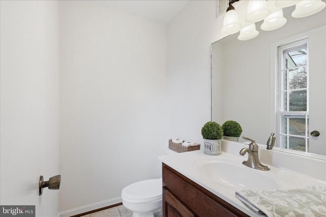 6249 GHADBAN CT, Warrenton, VA 20187