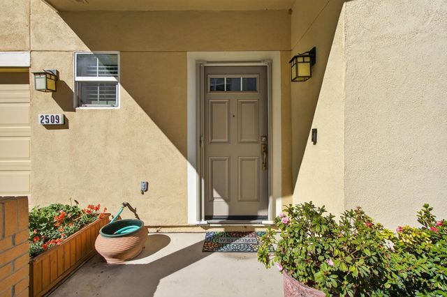 2509 I St, Sacramento, CA 95816