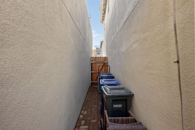 2509 I St, Sacramento, CA 95816