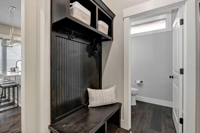 1301 S Amber Ridge Drive, Nixa, MO 65714