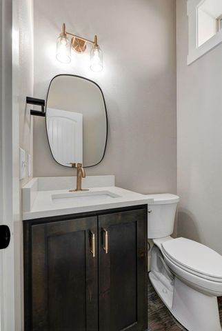 1301 S Amber Ridge Drive, Nixa, MO 65714